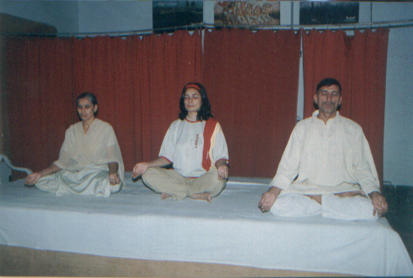 Meditation how to become a yoga teacher